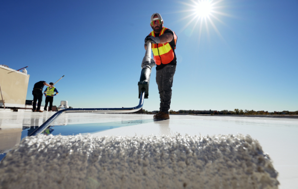 How Commercial Roof Coatings Improve Energy Efficiency in Your Commercial Building